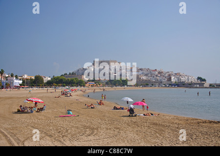 Vieille ville de Playa sud de Peñíscola, Peníscola, Costa del Azahar, Province de Castellón, Communauté Valencienne, Espagne Banque D'Images