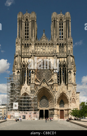 La Cathédrale Notre-Dame à Reims, France. Banque D'Images