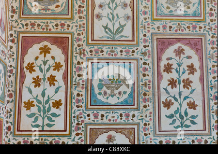 La conception islamique de Ganesh Pol, Ganesh Gate, au Fort Amber un Rajput fort construit au xvie siècle à Jaipur, Rajasthan, Inde Banque D'Images