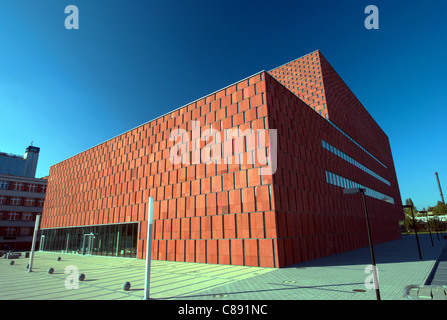 Katowice - Le Centre d'information scientifique et bibliothèque universitaire CINiBA Banque D'Images