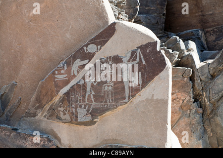 Inscription au Wadi Hammamat, désert de l'Est, les collines de la mer Rouge, Egypte, Afrique du Nord Banque D'Images