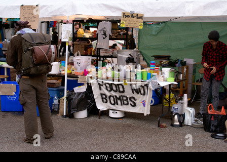 La nourriture gratuite à la concession occupent Vancouver rassemblement à Vancouver, Colombie-Britannique, Canada. Banque D'Images