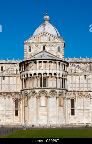 Italie, Toscane, Pise, la Piazza dei Miracoli, vue sur cathédrale Banque D'Images