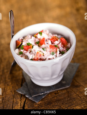 Fromage de chèvre,fig et salade de fraises Banque D'Images