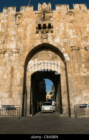 Le St Stephens Lions Gate ou entrer dans la vieille ville de Jérusalem Banque D'Images