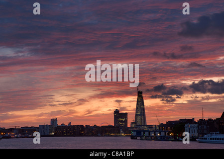 Coucher du soleil sur la Tamise Banque D'Images