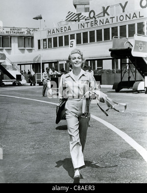 LANA TURNER (1921-1995) Actrice américaine au Japon vers 1950 Banque D'Images