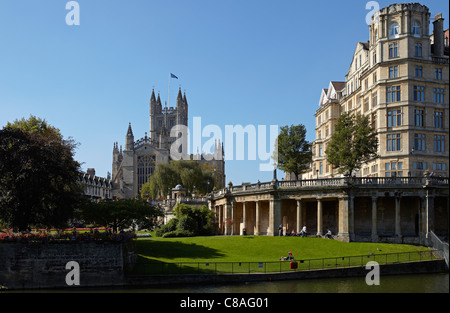 L'Abbaye de Bath et Abbey Hotel, Bath, Angleterre, Royaume-Uni Banque D'Images