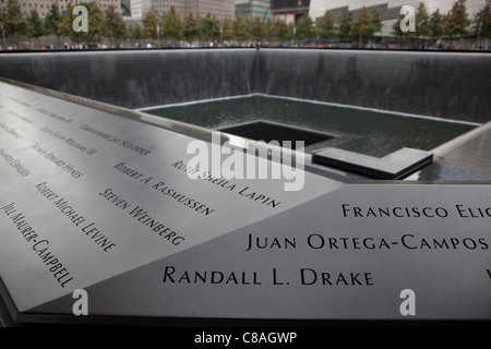 Les noms de tous ceux qui sont morts dans les attaques terroristes du 26 février 1993 et le 11 septembre 2001 Banque D'Images