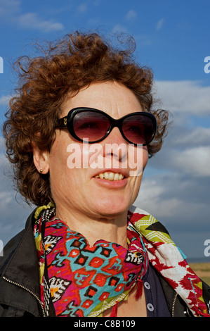 Woman wearing sunglasses Banque D'Images