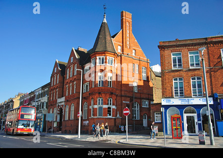 Bibliothèque publique, Lavender Hill, Clapham Junction, Battersea, London Borough of Wandsworth, Londres, Angleterre, Royaume-Uni Banque D'Images