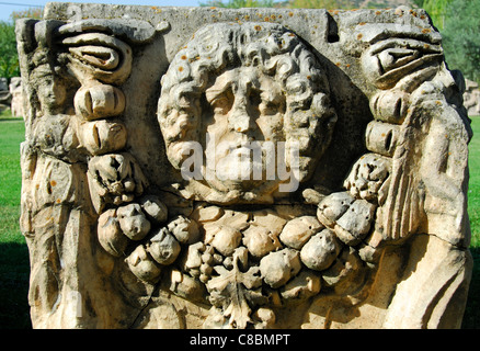 AFRODISIAS, Turquie. Détail d'un sarcophage romain richement sculpté. 2011. Banque D'Images