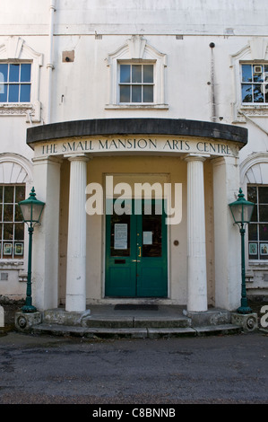 Le petit hôtel particulier de Gunnersbury Park, Brentford, London, UK Banque D'Images