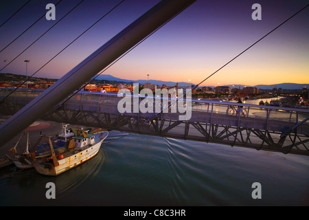 Le Ponte del Mare à Pescara, Italie. Banque D'Images