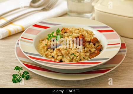 Le risotto aux champignons. Recette disponible. Banque D'Images