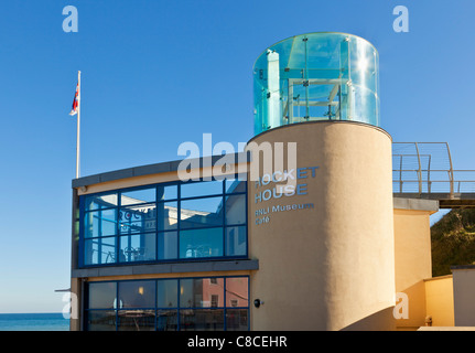 Maison de fusée le RNLI museum shop et cafe building Norfolk East Anglia Angleterre UK GB EU Europe Banque D'Images