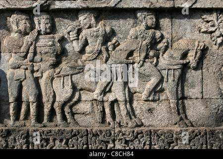 Temple de pierre de secours Hommes à cheval, Java Temple Penataran Banque D'Images