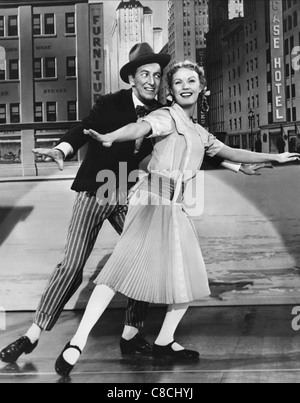 RAY BOLGER, JUNE HAVER, recherchez la doublure argentée, 1949 Banque D'Images