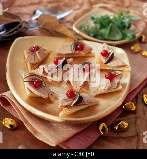 Apéritif foie gras sur toast Banque D'Images