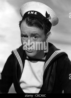 JOHN MILLS DANS LEQUEL NOUS SERVONS (1942) Banque D'Images