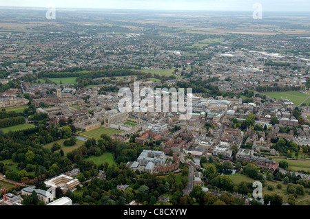 La ville de Cambridge en Angleterre à partir de l'air Banque D'Images