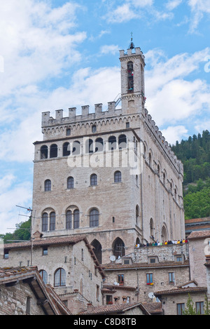 Vue extérieure du Palais Ducal, le Palais des Doges, à Gubbio, Ombrie, Italie. Banque D'Images