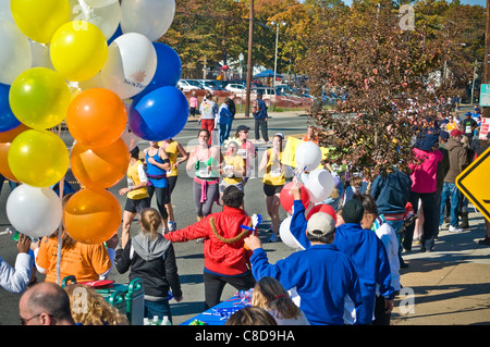 Richmond, VA, Marathon, savoir que Amériques plus sympa de marathon à travers les quartiers historiques et pittoresques. Remise en forme Santé Banque D'Images