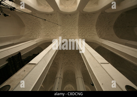 Intérieur de la cathédrale Sainte-Marie (Bazylika Mariacka) à Gdansk, en Pologne. Banque D'Images