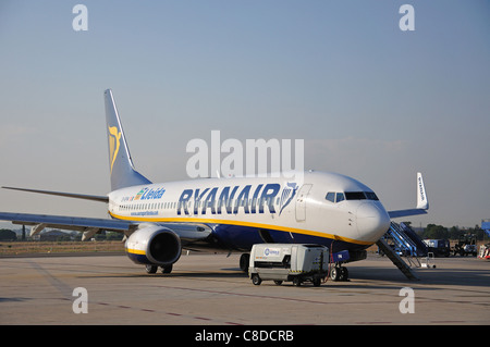 Boeing 737-800 de Ryanair à l'aéroport de Reus, Reus, province de Tarragone, Catalogne, Espagne Banque D'Images