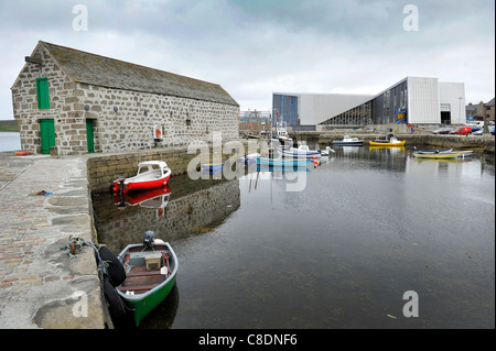 Avis de "areel'. Mareel est un lieu de musique, cinéma et d'enseignement actuellement en construction sur le front de mer de Lerwick. Banque D'Images