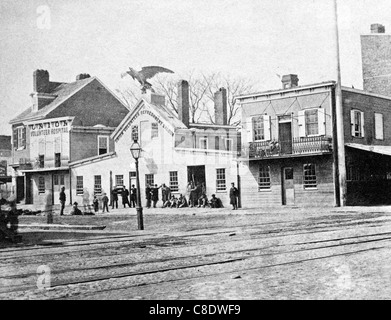 Rafraîchissement des bénévoles de l'Union Saloon, pied de Washington Street, Philadelphie, vers 1863 Banque D'Images