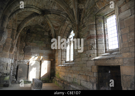 À l'intérieur de Jedburgh Abbey, en Écosse. Banque D'Images