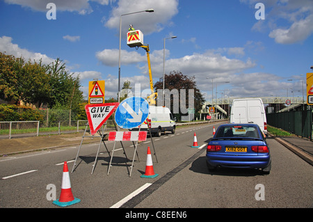 Travaux sur A316 , Route de Twickenham Twickenham, London Borough of Richmond upon Thames, Grand Londres, Angleterre, Royaume-Uni Banque D'Images