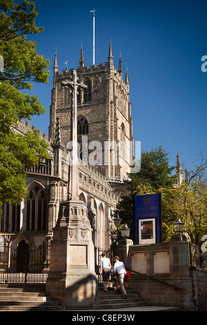 Royaume-uni, Nottingham, Nottinghamshire, Chaussée élevée, St Mary's Church Banque D'Images