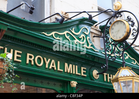 Le Royal Mile pub, Vieille Ville, Édimbourg, Écosse, Royaume-Uni Banque D'Images