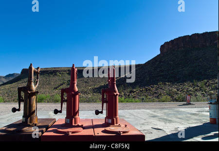 U.S.A. Arizona, cool springs, une station service sur la Route 66 Banque D'Images