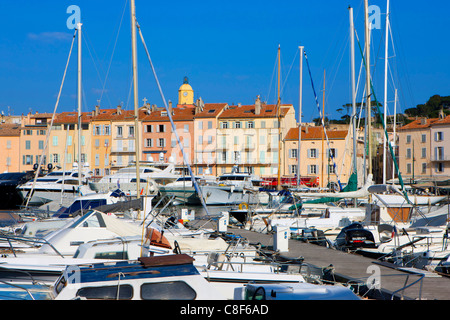 Saint-Tropez, France, Europe, Côte d'Azur, Provence, Var, mer, Mer Méditerranée, ville, ville, maisons, maisons, Harbour, Port, bateau Banque D'Images