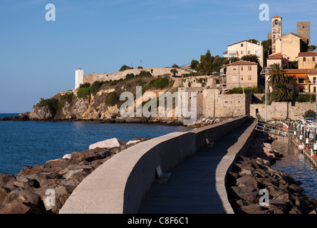 Le port de Talamone, murs. La toscane, italie. Banque D'Images