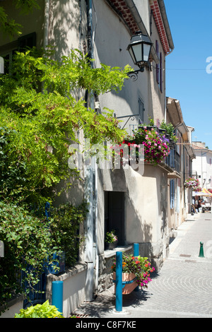 France, Alpes de Haute-Provence, Provence, Côte d'Azure, Gréoux-les-Bains, avenue des aires, typique, maison, maison, bâtiment, Banque D'Images