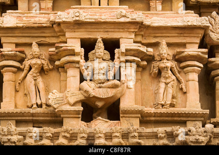 La figure d'Karthieya s'assied sur le paon, Paravani Temple Brihadeeswarar (Grand Temple, Thanjavur (Tanjore, Tamil Nadu, Inde Banque D'Images