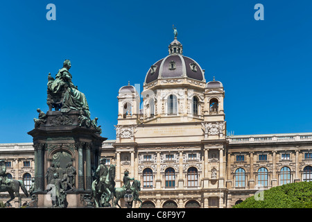Maria Theresa Monument et Musée d'histoire naturelle de Vienne, Autriche, Europe Banque D'Images