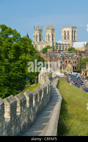 La cathédrale de York, dans le nord de l'Europe est plus grande cathédrale gothique, York, Yorkshire, Angleterre, Royaume-Uni Banque D'Images