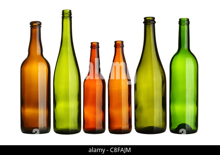 Des bouteilles vides consécutives isolated over white background Banque D'Images