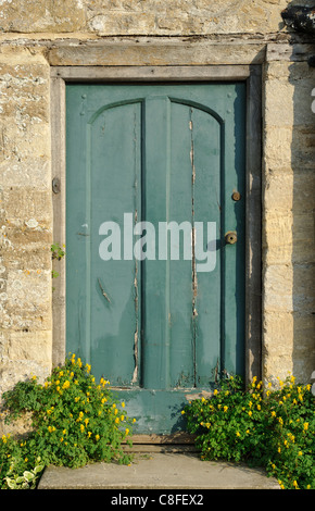 Stowford Manor Farm, Farleigh Hungerford, Wiltshire vieille porte en Mill House. Banque D'Images