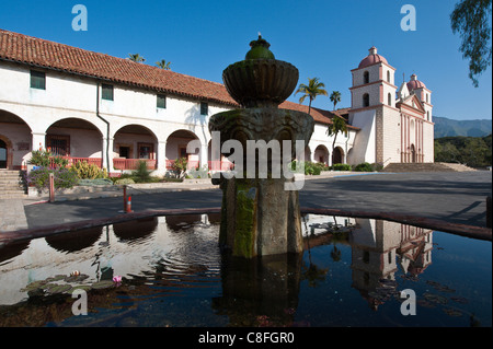 La Mission Santa Barbara, Santa Barbara, Californie, États-Unis d'Amérique Banque D'Images