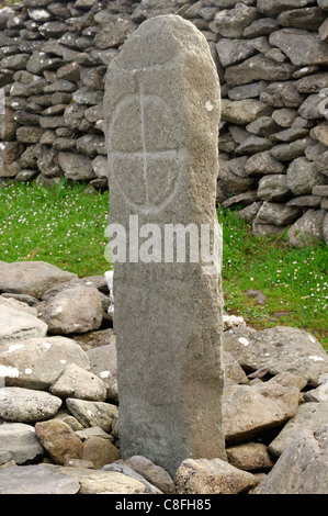 Marqueur de l'Oratoire Gallarus en pierre sur la péninsule de Dingle, comté de Kerry, Irlande Banque D'Images