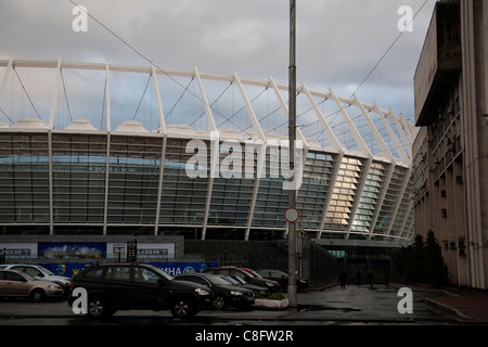 Récemment reconstruit le Stade Olympique de Kiev, prête à accueillir la finale de l'Euro 2012 football, Kiev Ukraine Banque D'Images