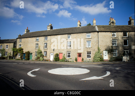 Mini rond-point sur la A623 à Buxton, dans le Derbyshire Banque D'Images