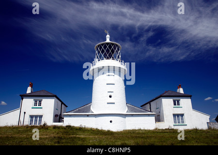 Le phare sur l'île de Caldey, Pembrokeshire, Pays de Galles Banque D'Images