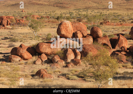 Devil's Marbles, Australie, Outback, Karlu Karlu, paysage, lieu saint, aborigènes, le désert australien, Tennant Creek, dans le Nord Banque D'Images